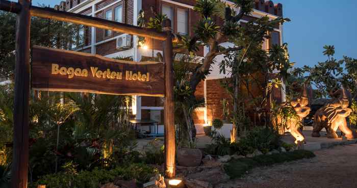 ล็อบบี้ Bagan Vertex Hotel