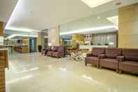 Lobi Goldland Millenia Suites