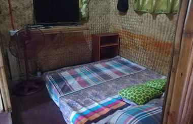 Kamar Tidur 2 Shari's Home