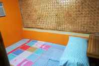 Kamar Tidur Shari's Home