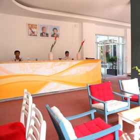 The Frangipani Living Arts Hotel & Spa 1, Hotel The Coffee Club - Mao Tse Toung