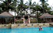 Swimming Pool 5 Nanik Apartment at Jayakarta Legian