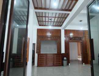 Sảnh chờ 2 Harmoni Guest House Banyuwangi