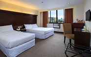 Kamar Tidur 5 White Knight Hotel Cebu