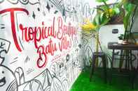 Bar, Cafe and Lounge Tropical Boutique Batu Villa near Museum Angkut