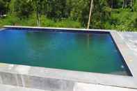 Swimming Pool Honeybee Homestay