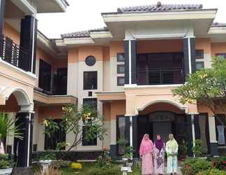 Exterior 2 Sakinah Homey near Kutisari Road