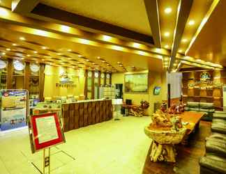 Lobi 2 Golden City Light Hotel