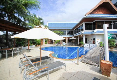 สระว่ายน้ำ The Yorkshire Hotel