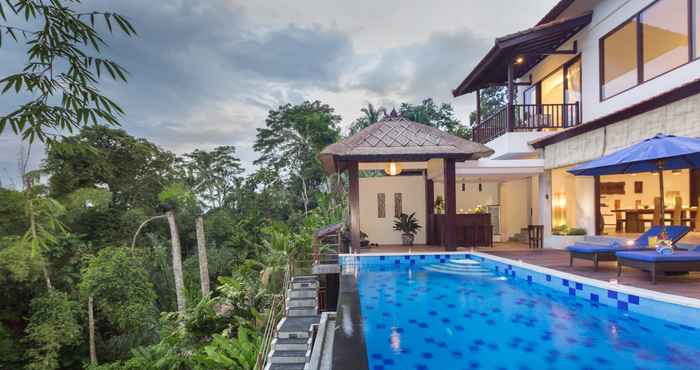 Swimming Pool Villa Atap Padi by Nagisa Bali