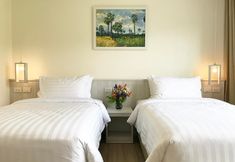Bedroom 5 Porestva Hotel Sriracha
