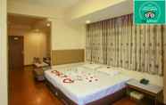 Kamar Tidur 4 Grace Treasure Hotel