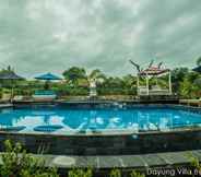 Kolam Renang 7 Dayung Villa by Reccoma