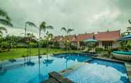 Kolam Renang 3 Dayung Villa by Reccoma