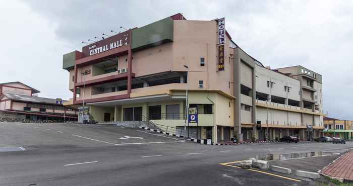 Bên ngoài Central Hotel Bahau