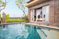 Swimming Pool Ipian Jiwa by Pramana Villas