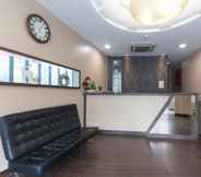 Lobi 4 OYO 90894 Hotel SMC i-City