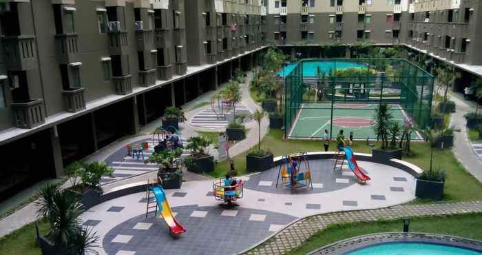 Swimming Pool Rocky Apartment Bandung