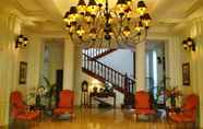 Lobby 4 Settha Palace Hotel