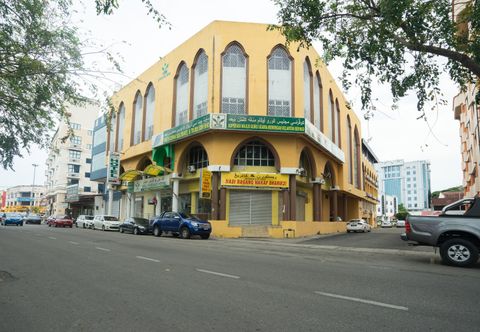 外観 MGU Firdaus Hotel
