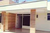 Exterior Guest House Omah Putih