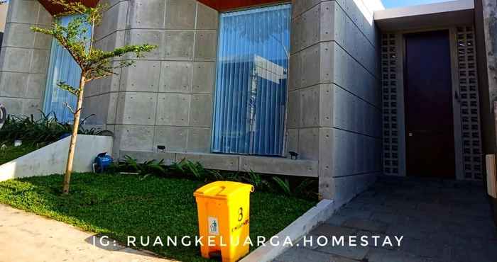 Exterior Ruang Keluarga Homestay