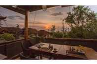 Bar, Cafe and Lounge Tatak Bunut Villa Nusa Ceningan