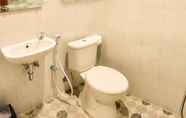 Toilet Kamar 7 The Lenny Inn