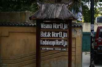 Bên ngoài 4 Wisma HorDja