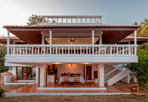 Bangunan Baan Khunying – Secluded Phuket Beachfront Villa