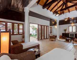 Sảnh chờ 2 Baan Khunying – Secluded Phuket Beachfront Villa