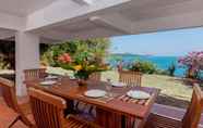 Nhà hàng 7 Baan Khunying – Secluded Phuket Beachfront Villa