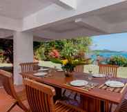 Restoran 7 Baan Khunying – Secluded Phuket Beachfront Villa