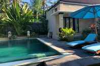 Swimming Pool Pondok Ardi Villa