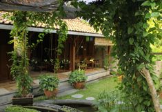 Bangunan 6 Yabbiekayu Eco-Bungalows