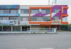 Bangunan 5 OYO 1043 Get Inn Hotel Sendayan