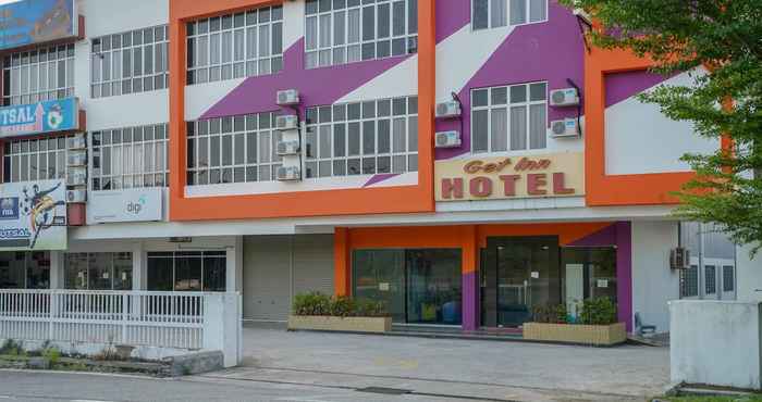 Bên ngoài OYO 1043 Get Inn Hotel Sendayan