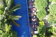 Swimming Pool Sambor Village Hotel 