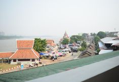 주변 전망 및 관광 명소 5 Buakham Rim Khong