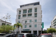 Luar Bangunan OYO 892 Hotel Grand Nadia