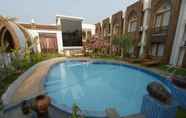 สระว่ายน้ำ 5 Razagyo Hotel - Win Unity Hotel Bagan