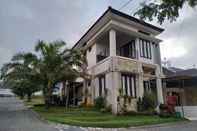 Lobby Villa Bless Batu - Three Bedroom