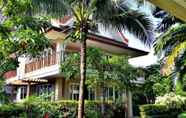 Exterior 5 Baan Talay Samran 4 Bedrooms Beach Villa with 3 Pools