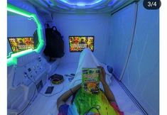 Bedroom 5 Shakti Capsule Hotel Jakarta