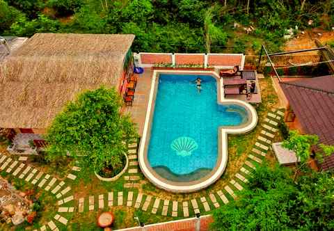 Swimming Pool Hosana Resort & Spa