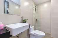 In-room Bathroom Cozrum Homes Ly Chinh Thang