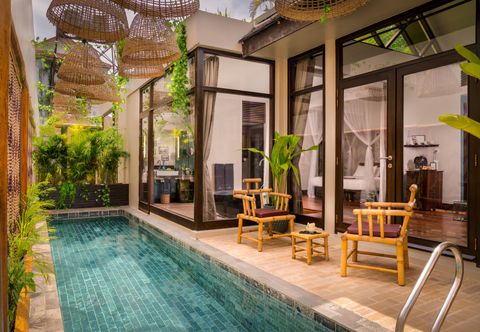 スイミングプール Heritage Suites