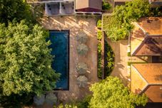 外観 Heritage Suites