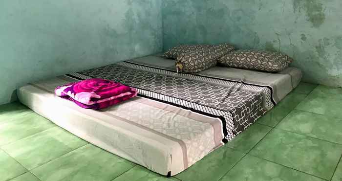 Bedroom Homestay Mba Nur