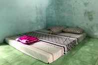 Bedroom Homestay Mba Nur